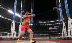 中国选手斩获银牌，为国争光的简单介绍