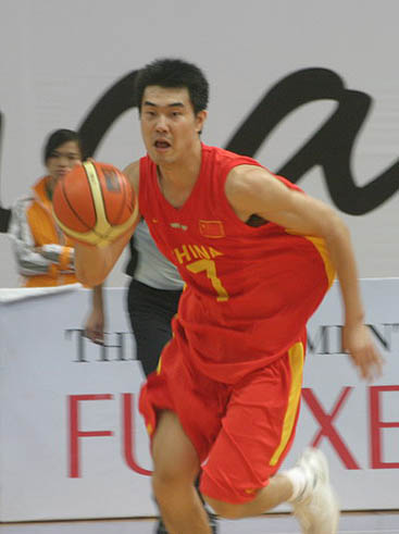 包含东亚篮球锦标赛：韩国队披荆斩棘，独占鳌头的词条