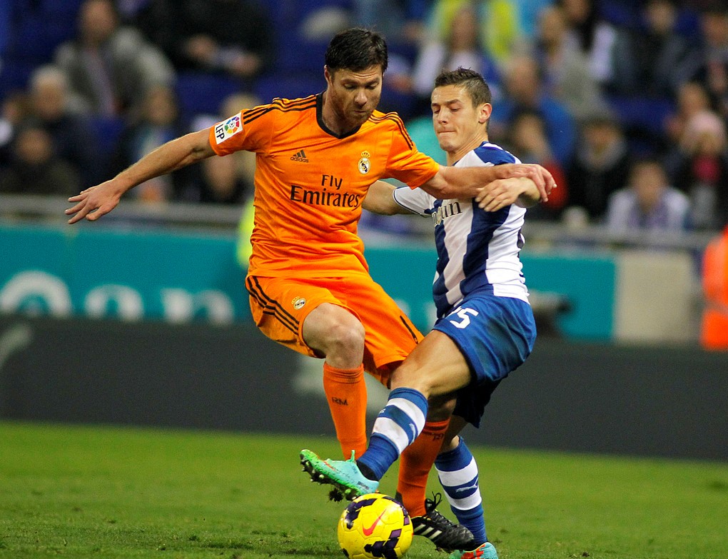 莱加内斯双杀对手，领跑法国联赛的简单介绍