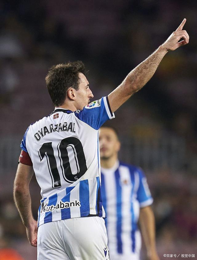 阿贾克斯主场制胜,壮观进军淘汰赛 阿贾克斯主场制胜,壮观进军淘汰赛