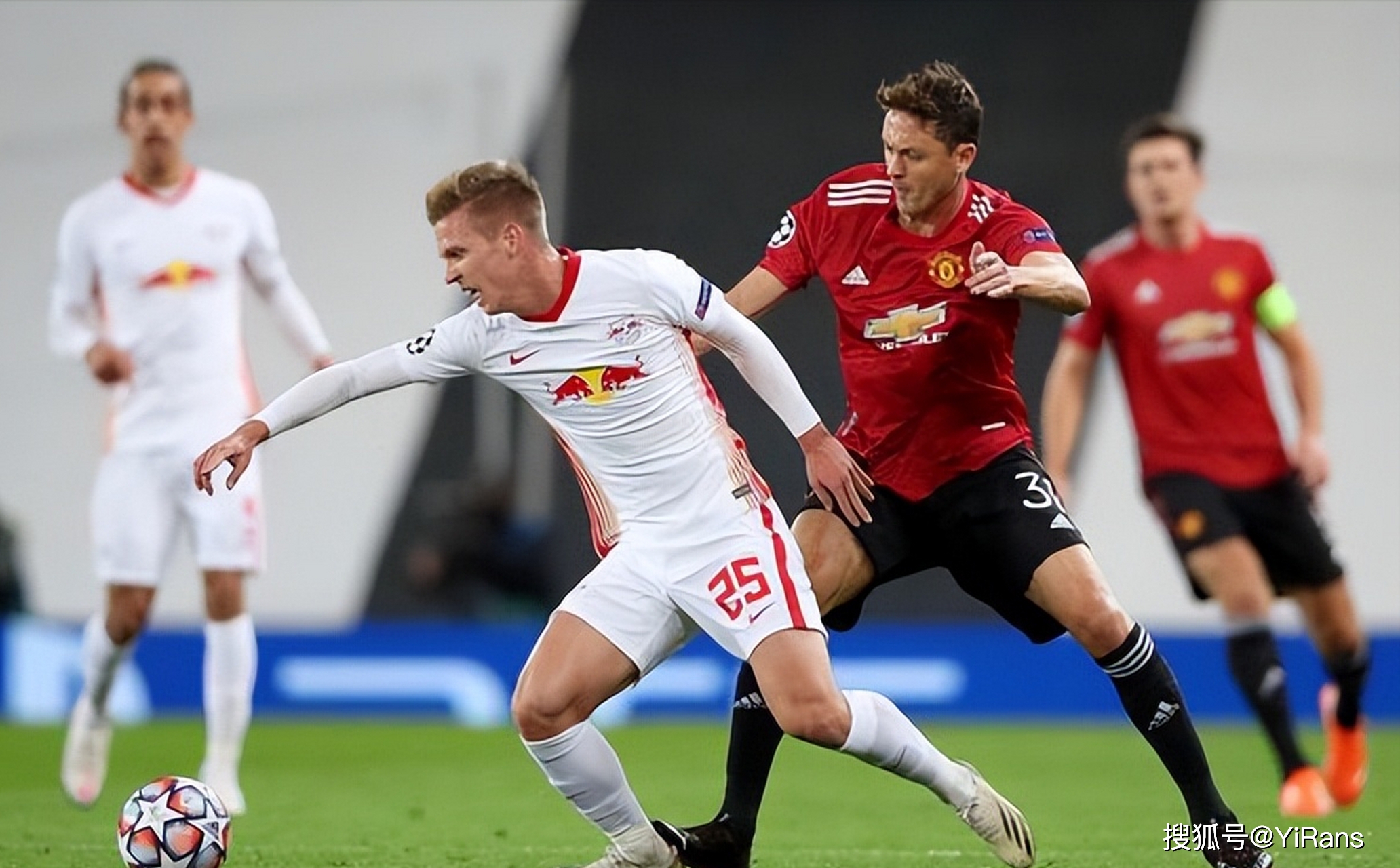 关于沃尔夫斯堡队士气高昂,冲刺联赛前列的信息 关于沃尔夫斯堡队士气高昂,冲刺联赛前列的信息